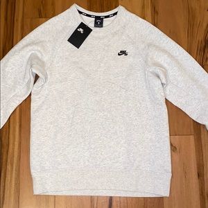 Nike vintage gray pullover NWT never worn
